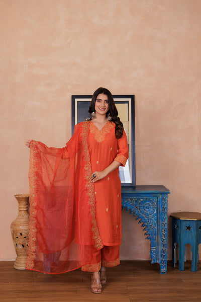 SIENNA CHANDERI SUIT SET