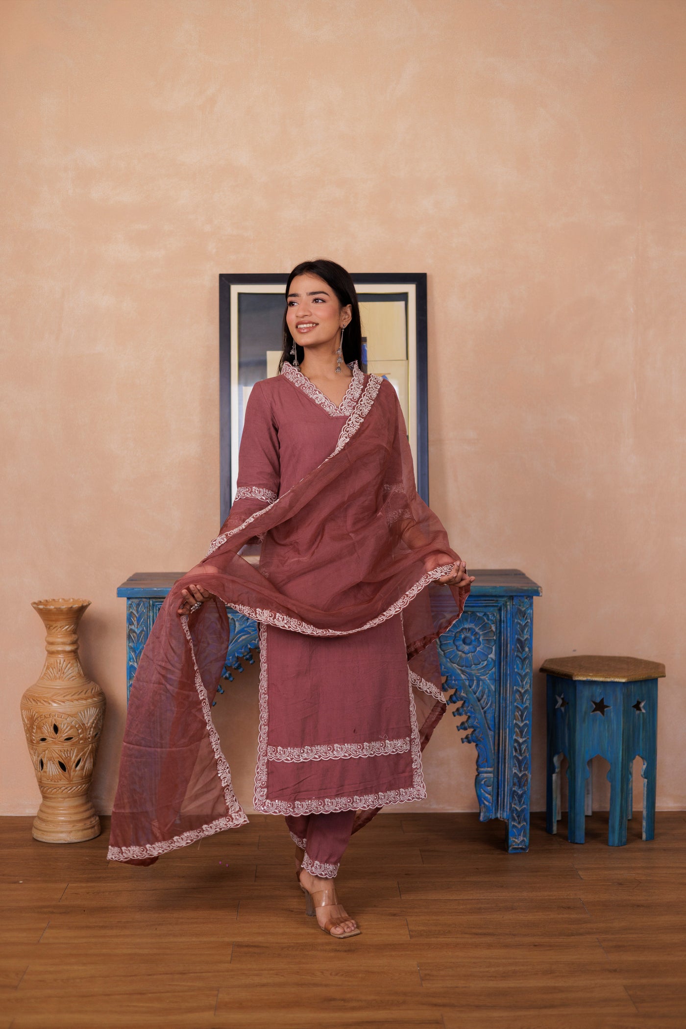 SUNAIRA MAUVE SUIT SET