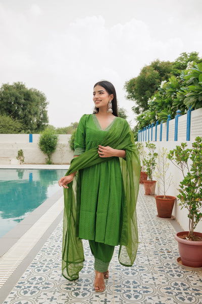 LEAF GREEN SUIT SET