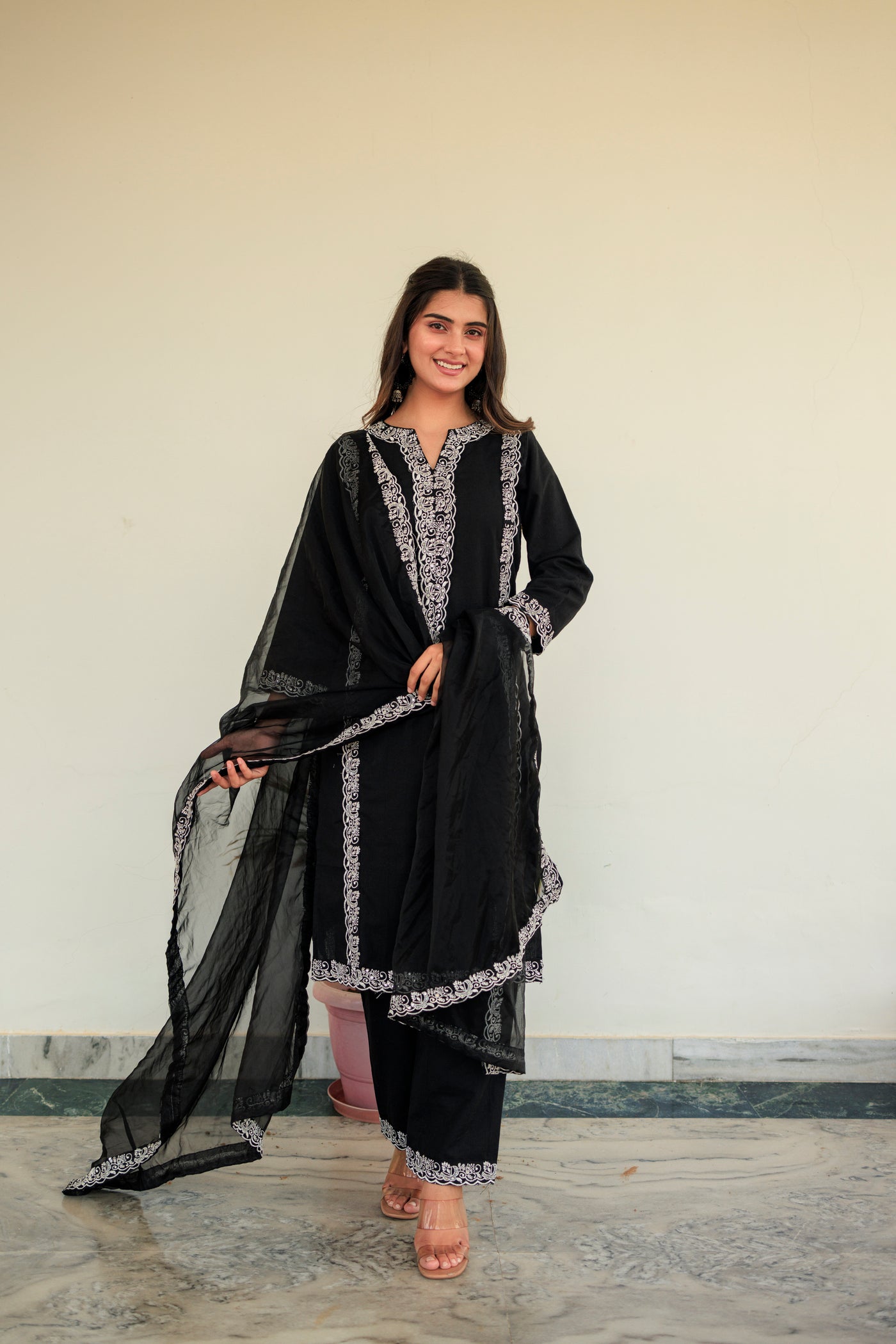 SUNAIRA BLACK SUIT SET