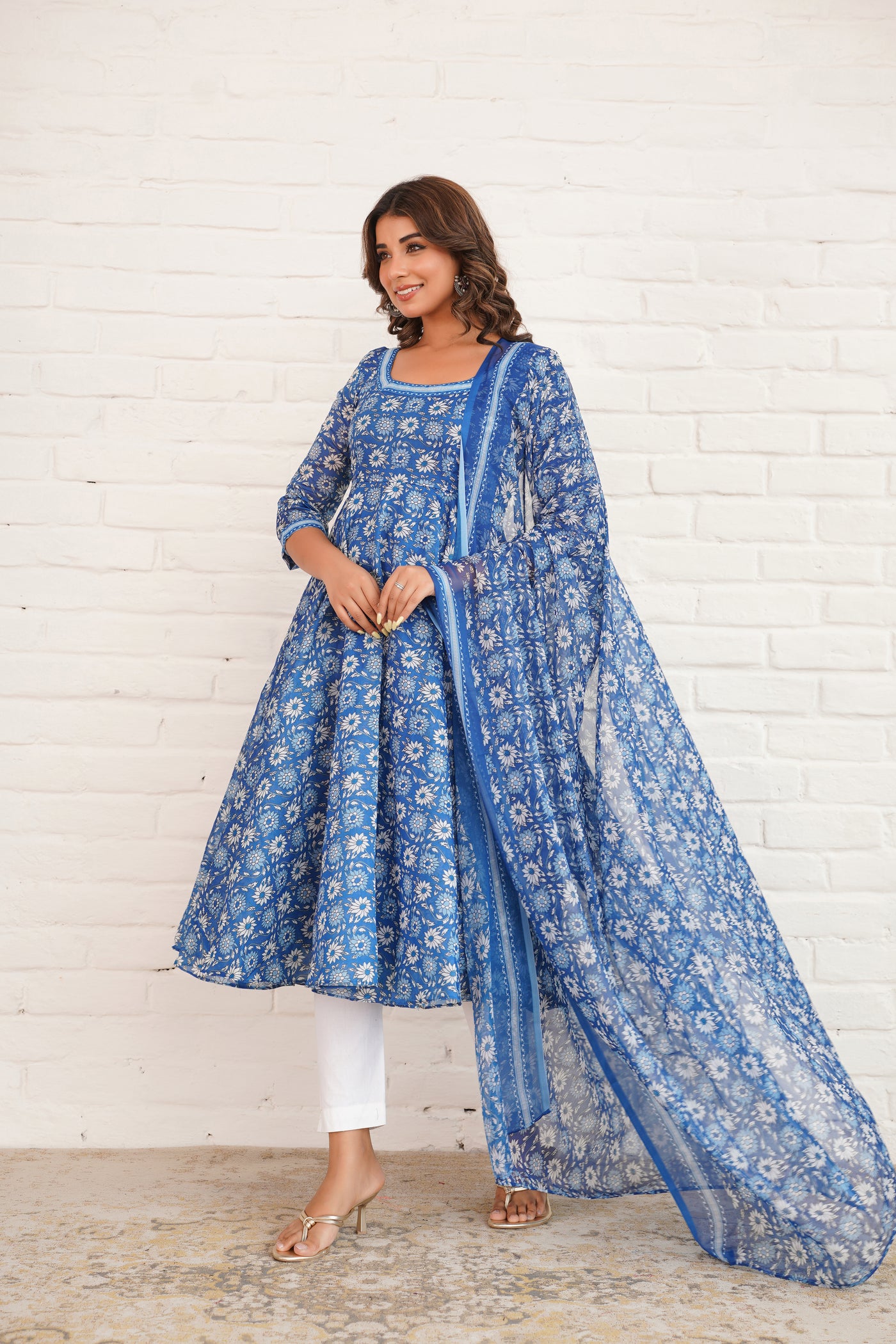NIYAM BLUE SUIT SET