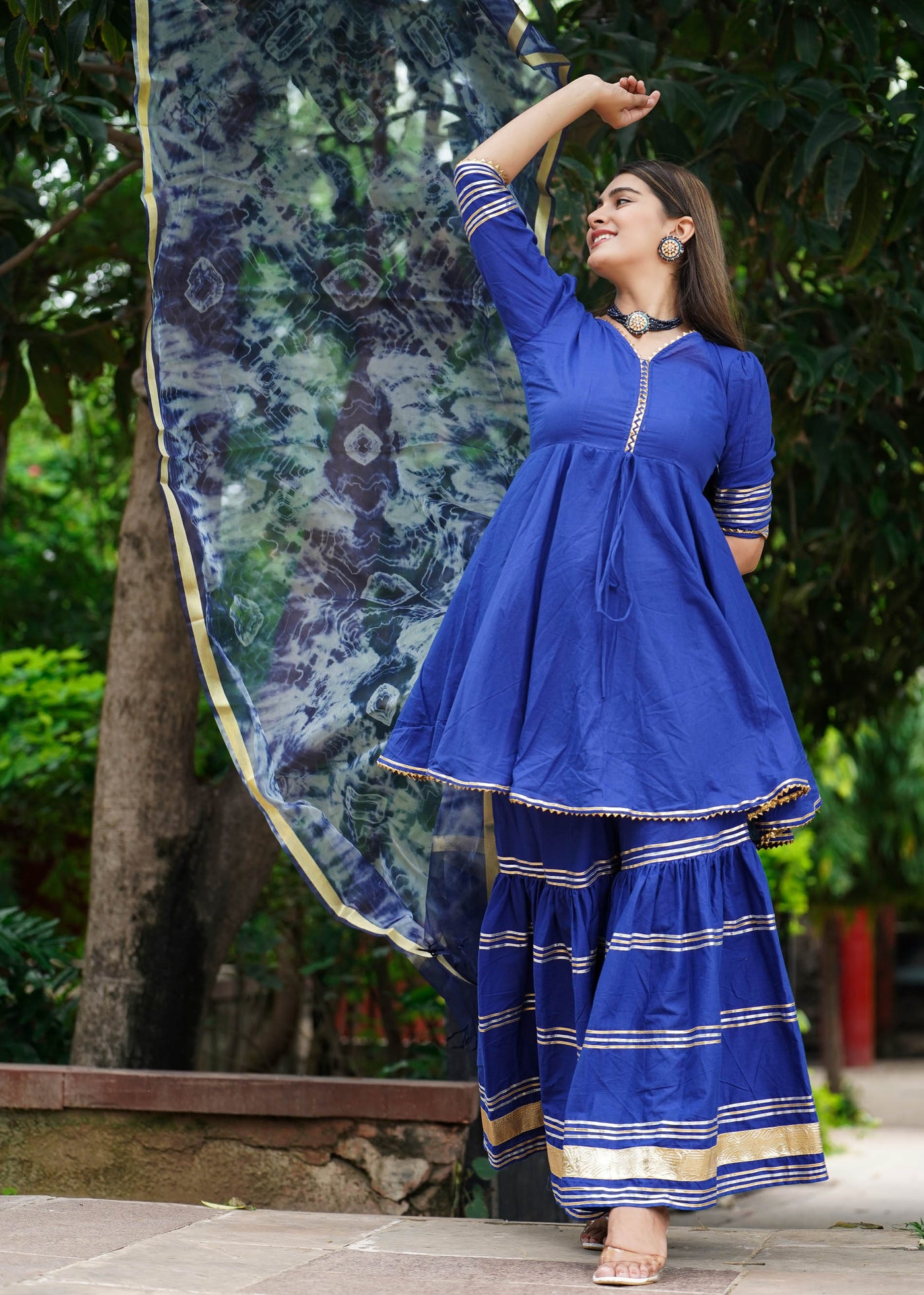 BLUE GOTA SHARARA SET